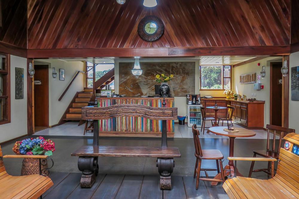 Guida Residenza Pousada กังโปสดูจอร์เดา ภายนอก รูปภาพ